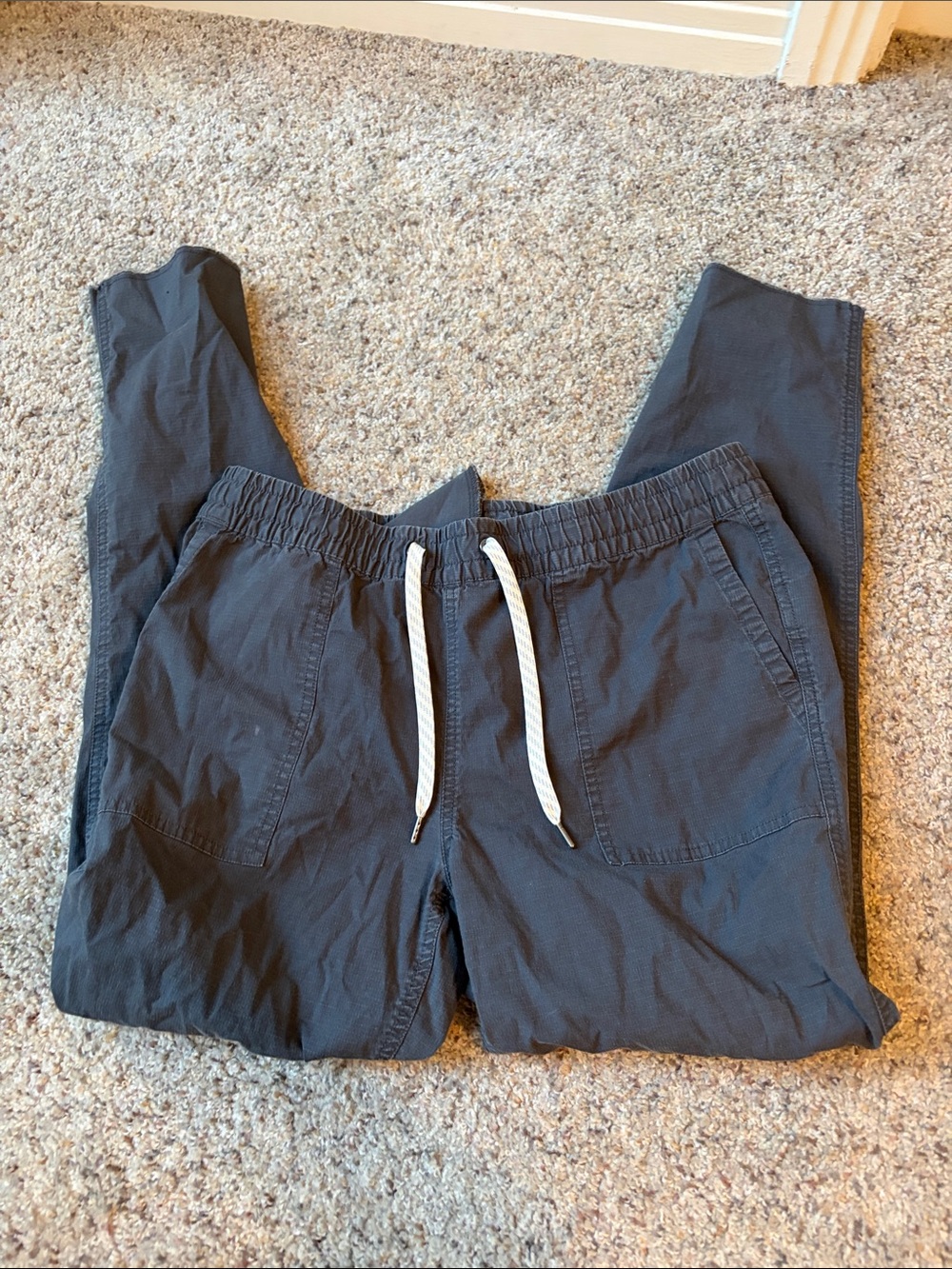Women’s Vuori  Dark Gray Drawstring Jogger Pants